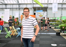 Pieter Koen of Cacti Youngplants also visited the fair.